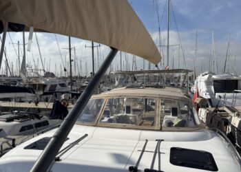 Discovery 58, BUZ TOO 13