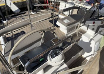 Discovery 58, BUZ TOO 20