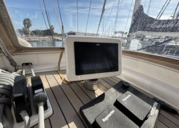 Discovery 58, BUZ TOO 27