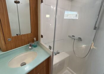 Discovery 58, BUZ TOO 51