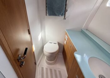 Discovery 58, BUZ TOO 52