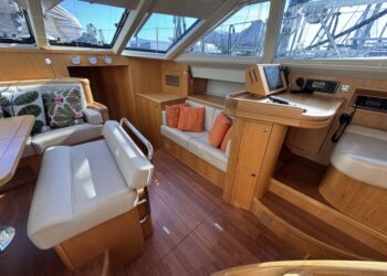 Discovery 58, BUZ TOO 57