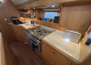 Discovery 58, BUZ TOO 73