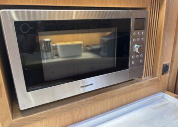 Discovery 58, BUZ TOO 76