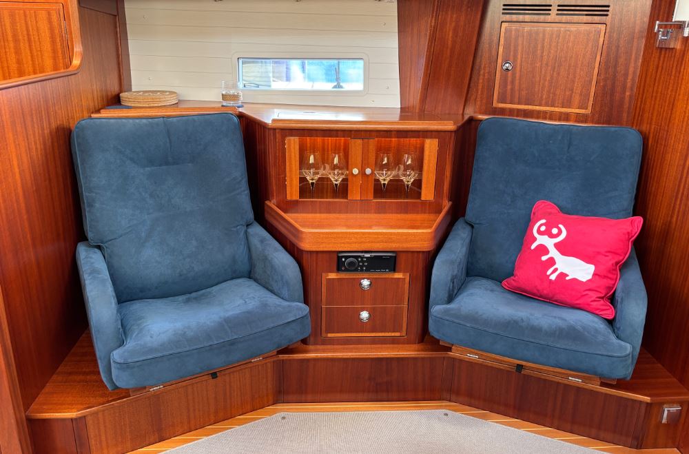 hallberg-rassy-48-mkii-elk-is-ready-for-her-next-chapter-5