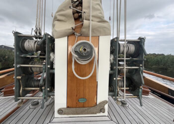 Lemsteraak Roefaak Hoek Design, WOELWATER 10