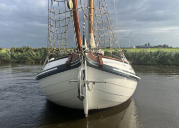 Lemsteraak Roefaak Hoek Design, WOELWATER 2