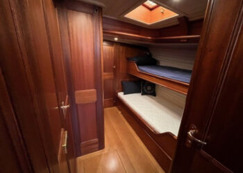 Lemsteraak Roefaak Hoek Design, WOELWATER 21