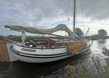 Lemsteraak Roefaak Hoek Design, WOELWATER 7