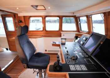 Stentor 1800, FESTINA LENTE 16