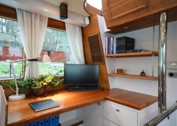 Stentor 1800, FESTINA LENTE 23