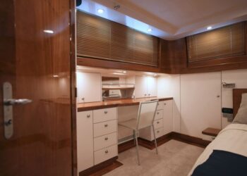 Stentor 1800, FESTINA LENTE 34