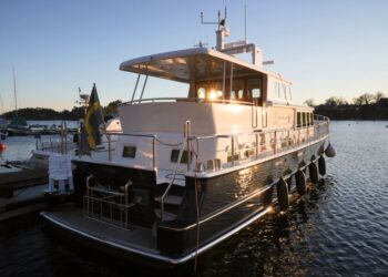 Stentor 1800, FESTINA LENTE 6