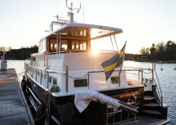 Stentor 1800, FESTINA LENTE 8