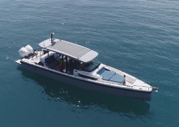 Axopar 37 Sun-Top Brabus Line, SILVER HAZE