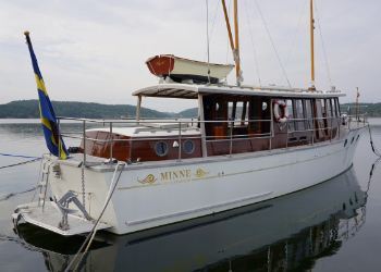 Custom Saloon Motor Yacht, MINNE