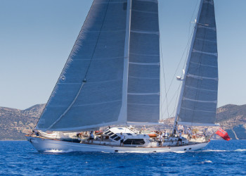 Alloy Yachts Custom 29m Ketch, TAWERA