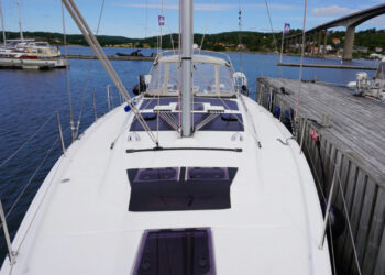 Dufour 390, JOY 11