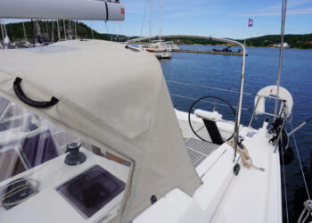 Dufour 390, JOY 13