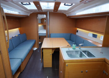 Dufour 390, JOY 22