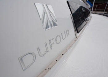 Dufour 390, JOY 5