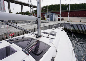 Dufour 390, JOY 7