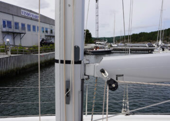 Dufour 390, JOY 9