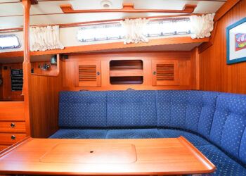 Hallberg-Rassy 39 MkII, SAGESSE 31