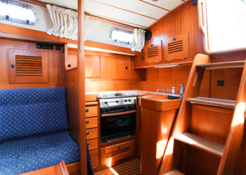 Hallberg-Rassy 39 MkII, SAGESSE 36