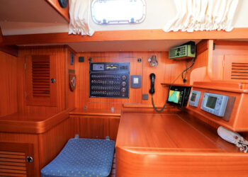 Hallberg-Rassy 39 MkII, SAGESSE 40