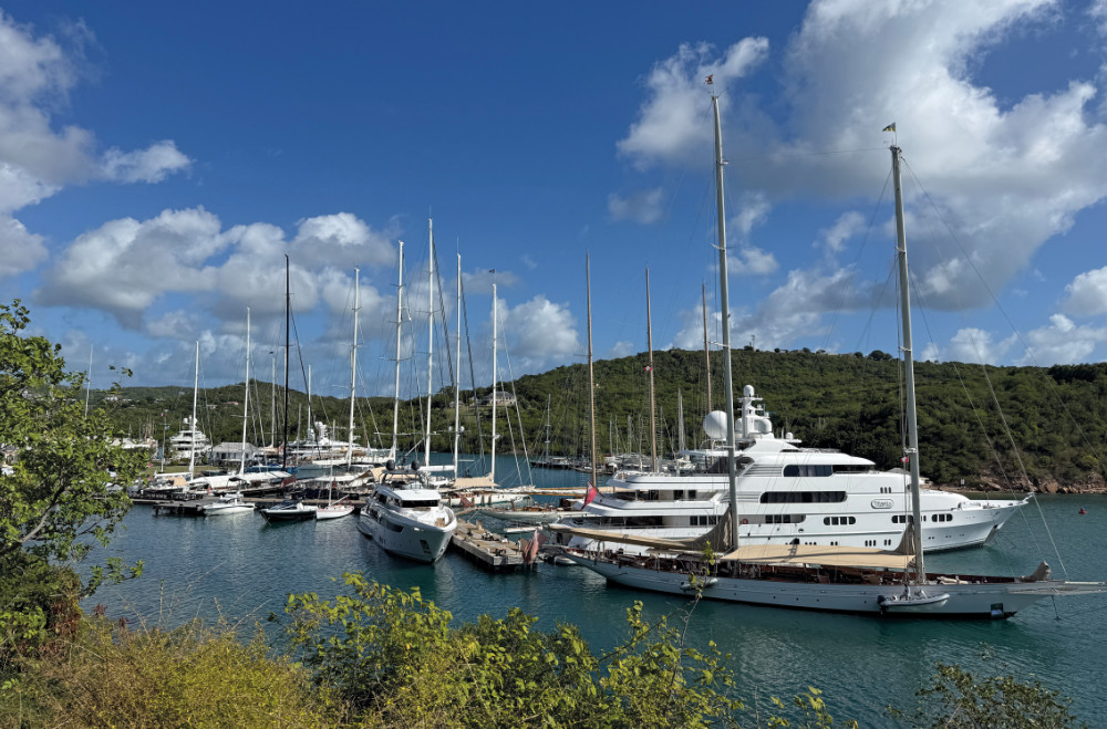 Yacht Surveys for Mega Yachts mega-yacht-surveys-1